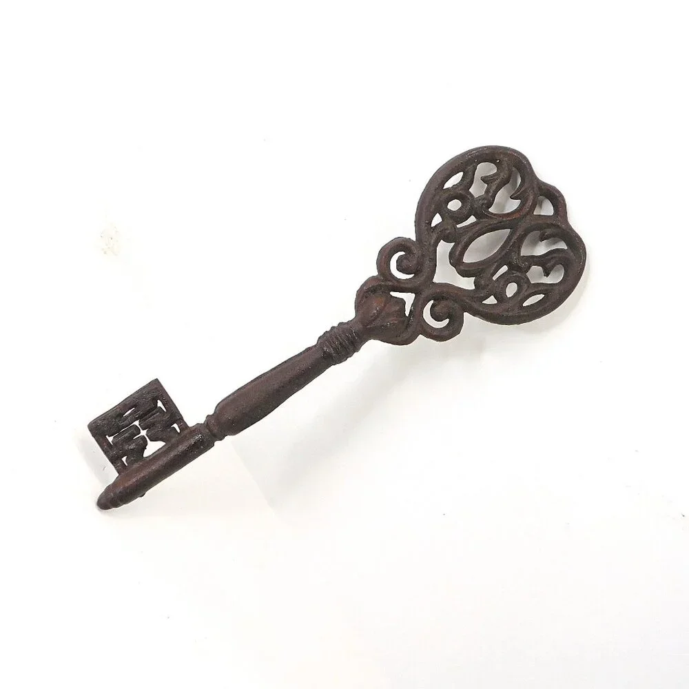 Large Cast Iron Skeleton Key Decorative Wall Décor 12" - Picture 2 of 6